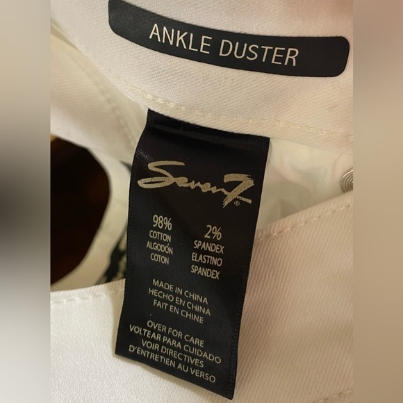 Seven7-NWT Size 6 white jeans w/ rhinestones. Be the Queen Bee! New with tags! - Picture 15 of 17
